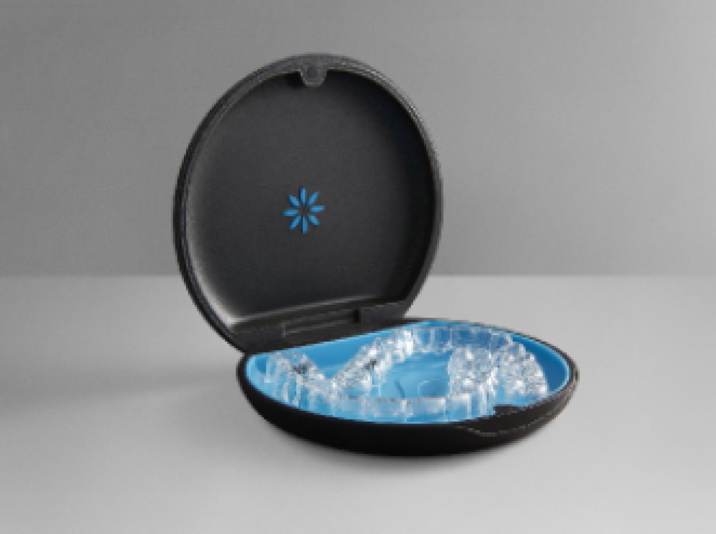 Invisalign in pouch